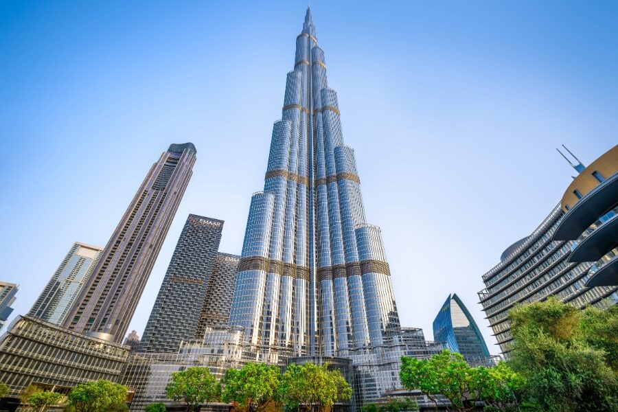 BURJ KHALIFA AT THE TOP+AQUARIUM - 124 FLOOR