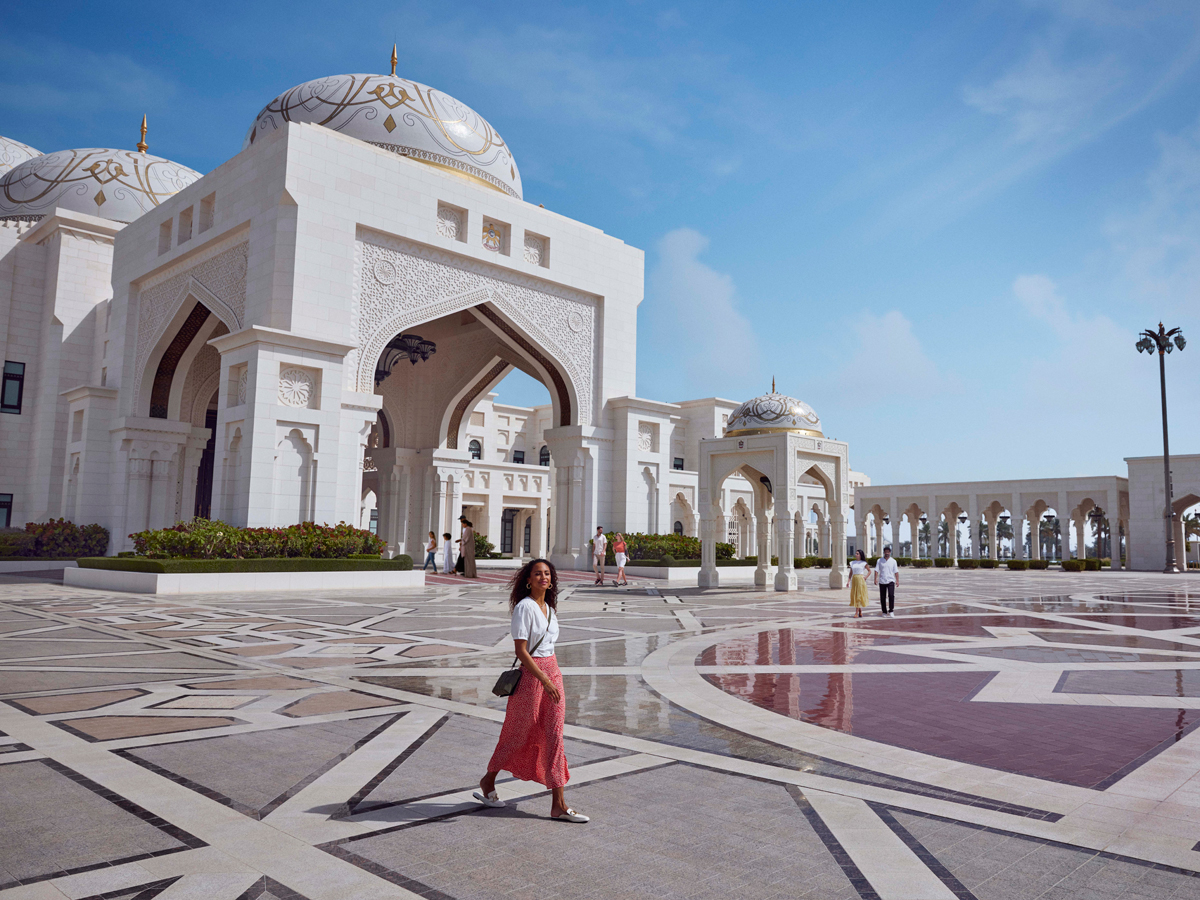 QASR AL WATAN