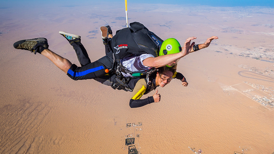 SkyDive Tandem over the Desert