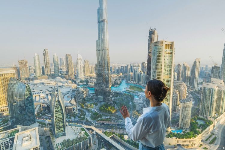 Sky Views Observatory ! Dubai